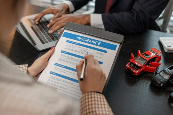 Understanding Uninsured/Underinsured Motorist Coverage Understanding Uninsured/Underinsured Motorist Coverage